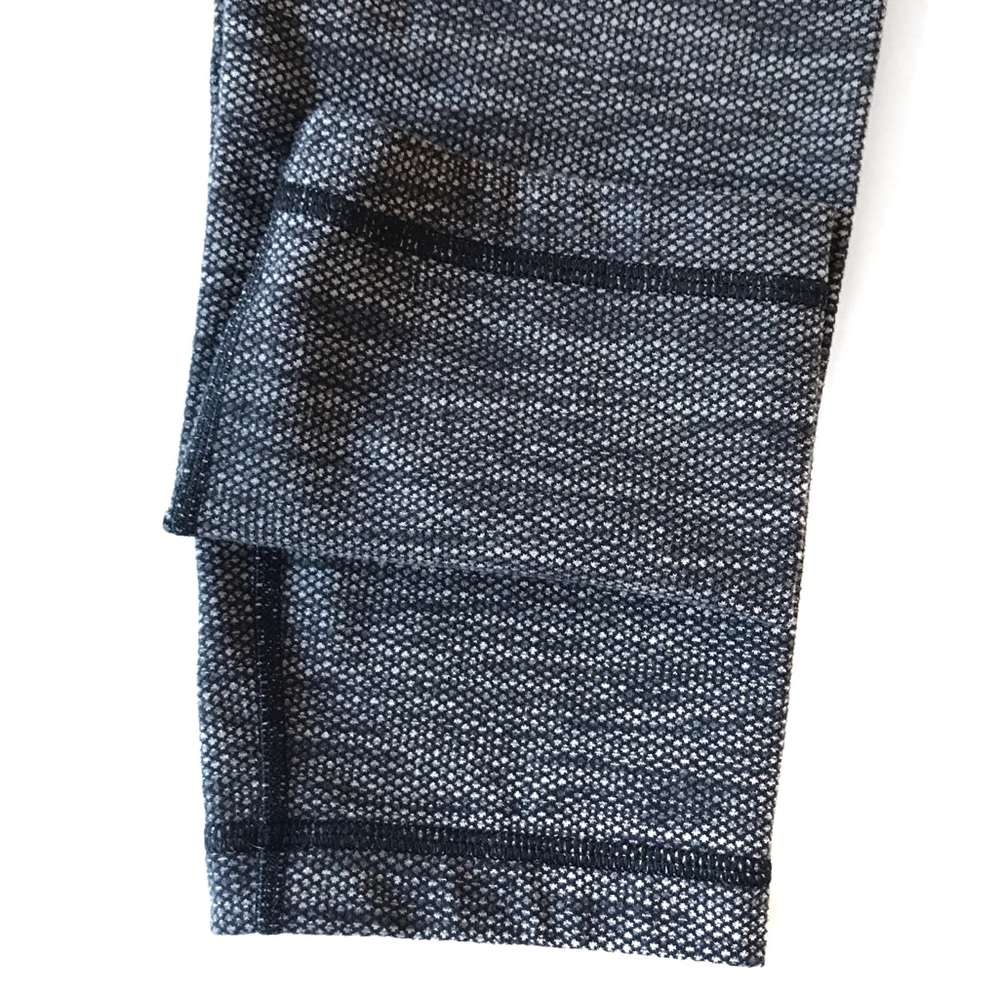 SOLD Lululemon Wunder Under Crop Diamond Jacquard - Picture 7 of 7